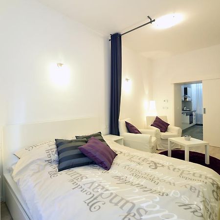 Cosy Central Apartment Zagreb Buitenkant foto