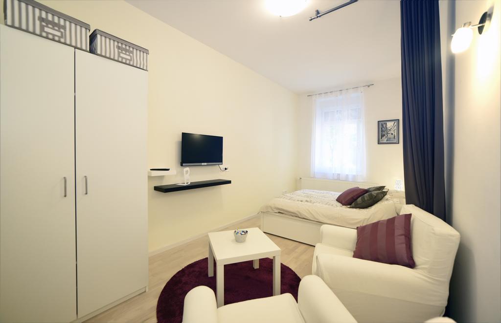 Cosy Central Apartment Zagreb Buitenkant foto