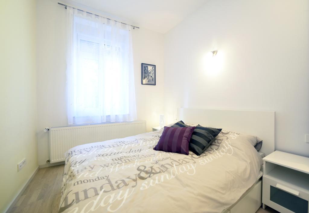 Cosy Central Apartment Zagreb Buitenkant foto